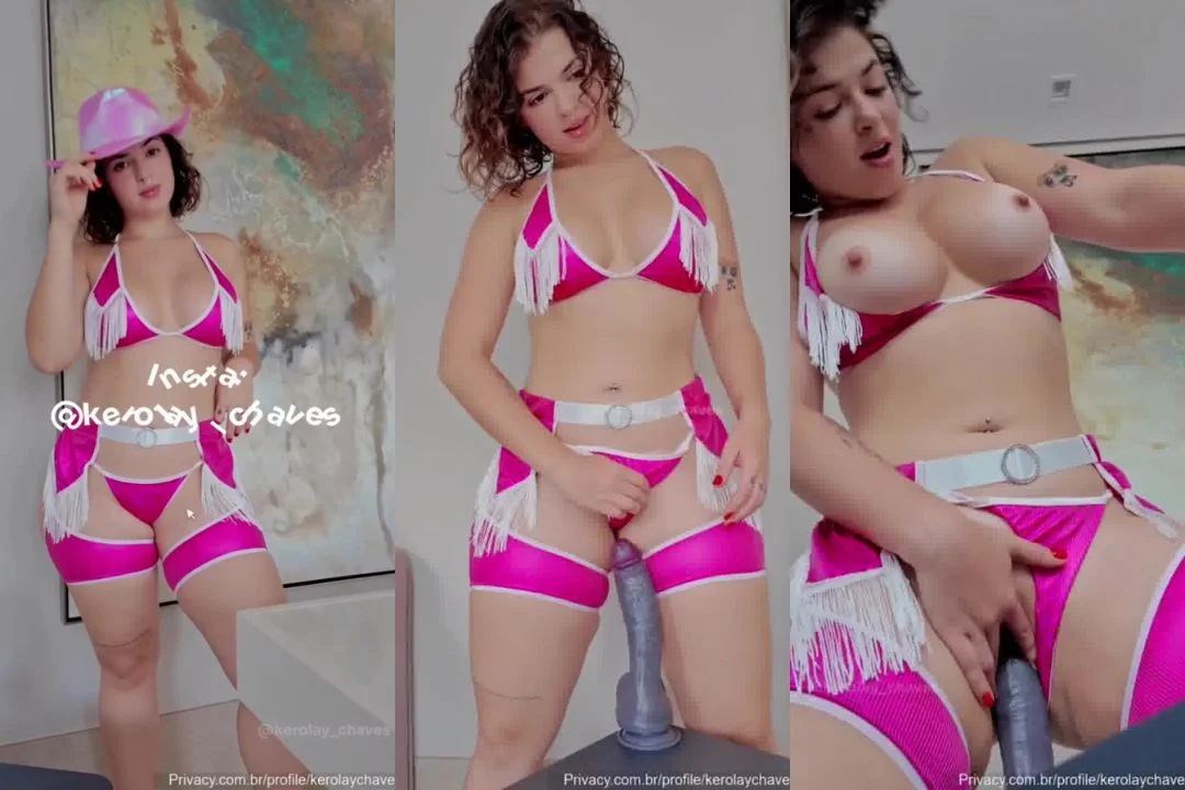 Kerolay Chaves Rebola com Prazer na Pirocão de Silicone