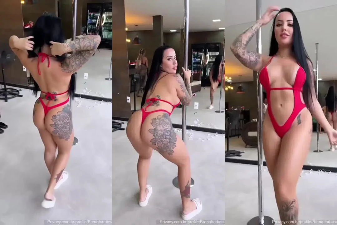 Brena Barbosa se exibe pelada no pole dance sensual